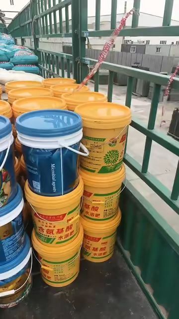 水溶肥搭配有机肥发一车，有需要的老板联系我